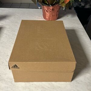 🖤🖤For Sale: Adidas 5.20 Trail Cross GTX Box (Empty)gettt it NOW 🖤🖤🖤